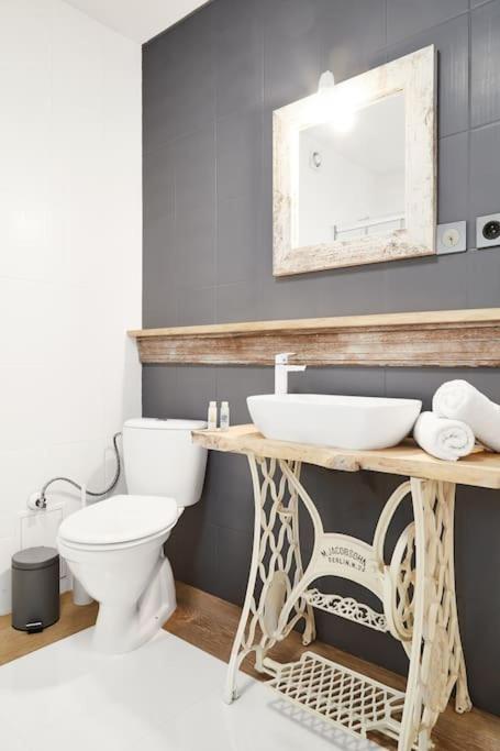 Househost Apartment: Jozefa Dietla 73/7 Leilighet *