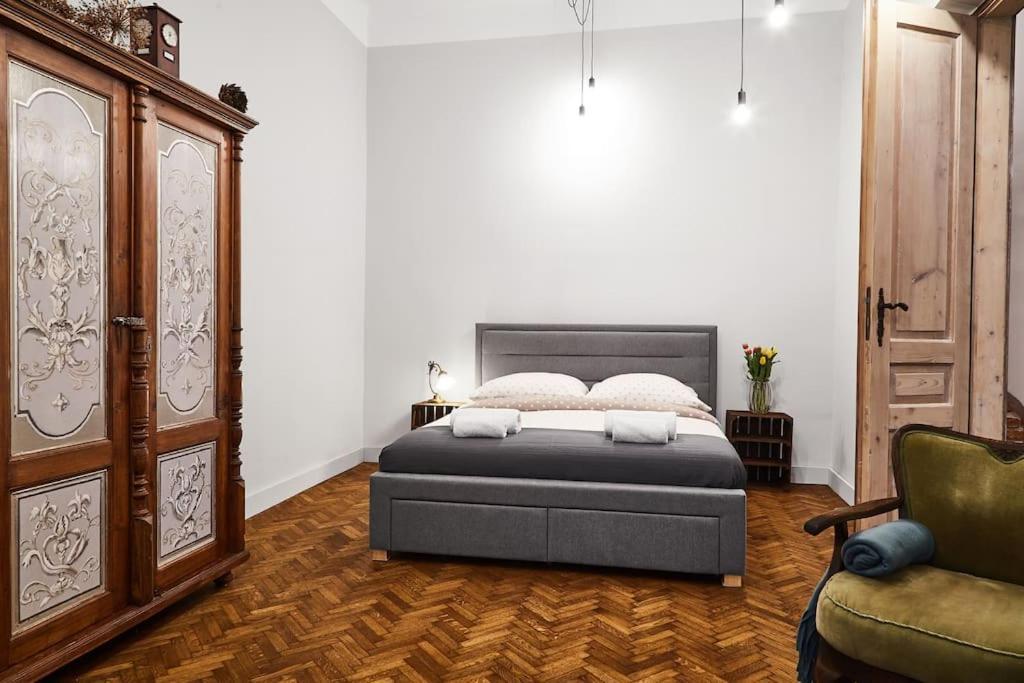 Househost Apartment: Jozefa Dietla 73/7 Appartamento *